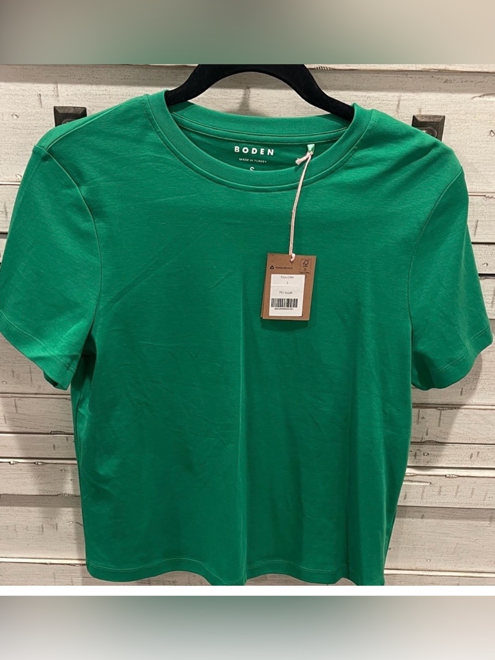 Boden Kelly Green Short Sleeve Crewneck Tee